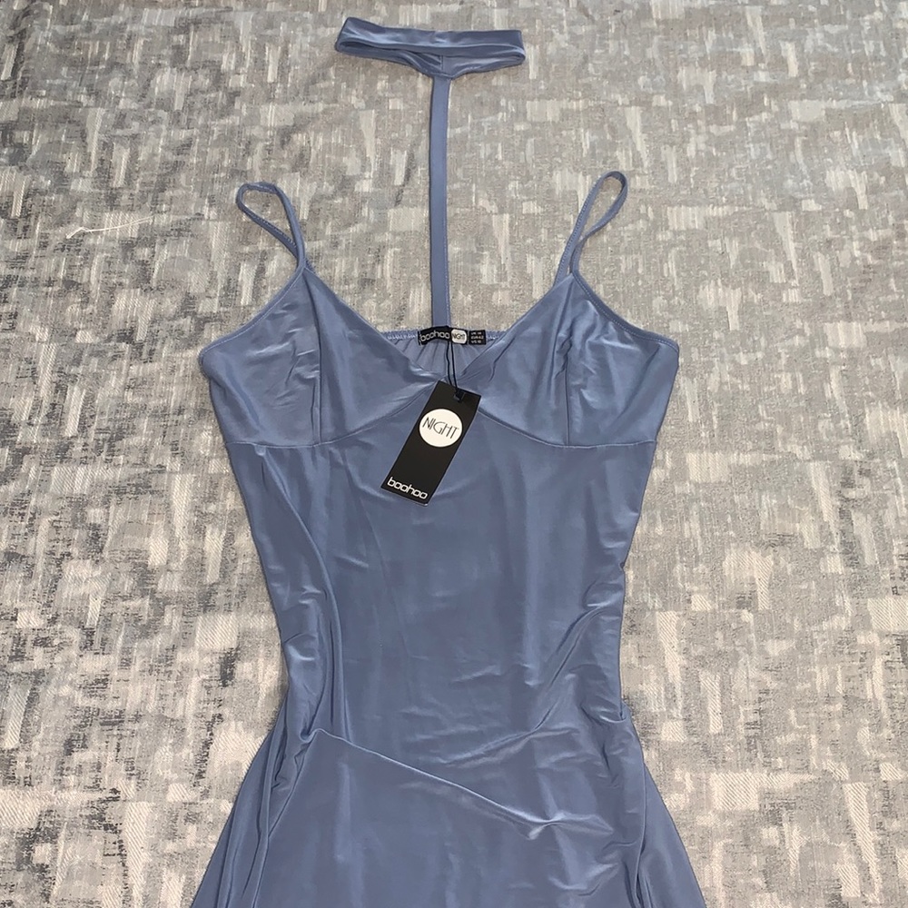 Boohoo MIDI Dress